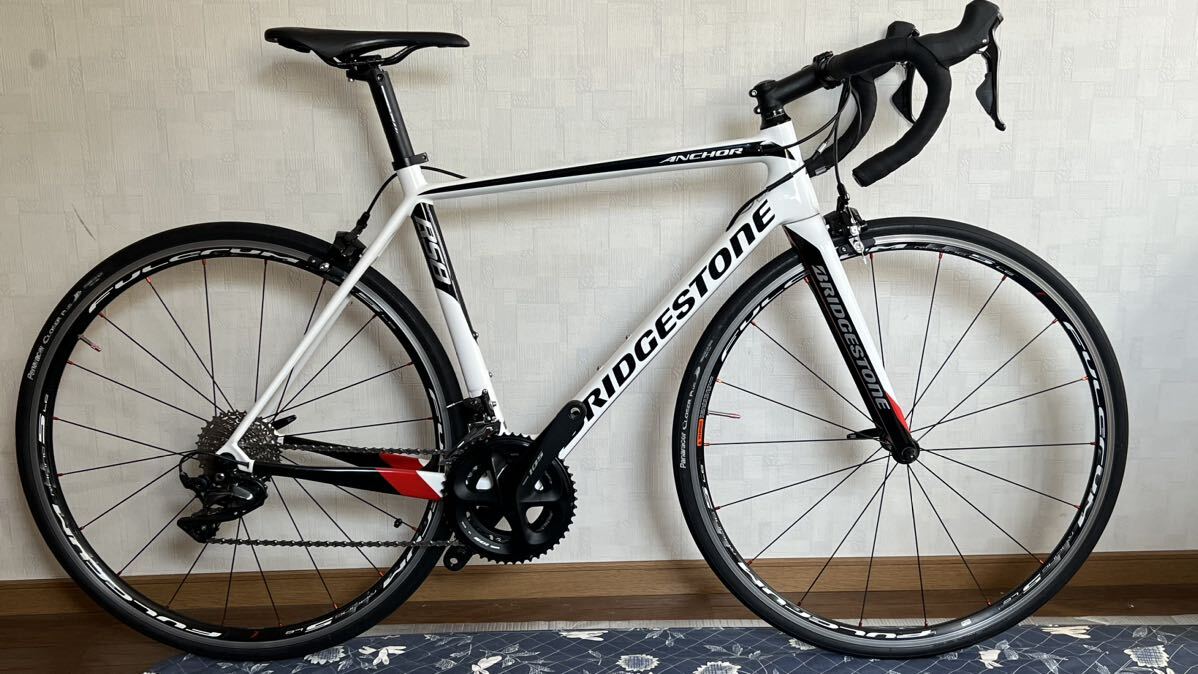 安心の日本メーカー！ ブリヂストン BRIDGESTONE ANCHOR RS8 2022モデル 520mm フルカーボン 最後のリムブレーキ！ 超美品です！_画像1