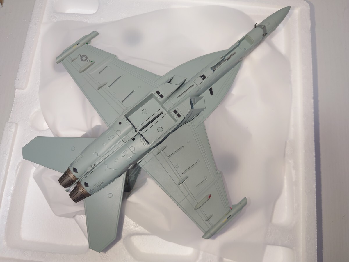 EA-18G VAQ-131 「ランサーズ」 生来の決意作戦 17年 AJ500/#168772 1/72 [HA5153] ホビーマスター 戦闘機 HOBBYMASTER エフトイズ の画像7