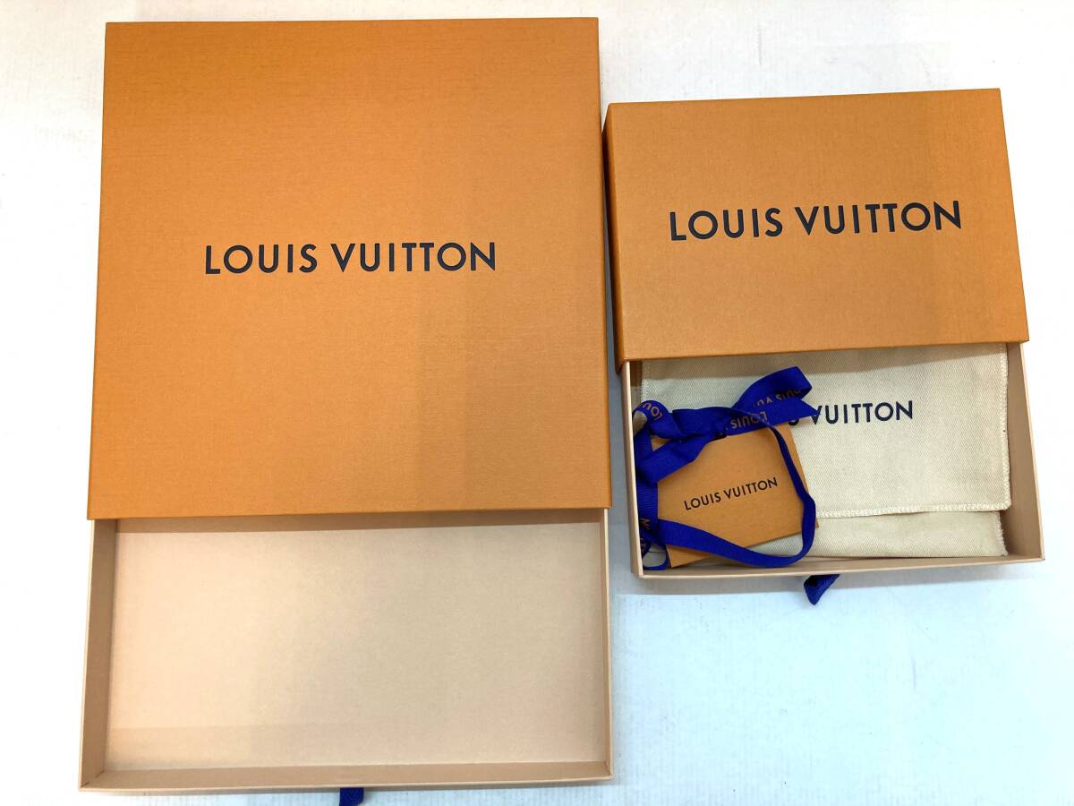 【1円～】LOUIS VUITTON ルイヴィトン 空き箱・紙袋などまとめ クリスマスバージョン メッセージカード リボン 保管用布袋の画像5