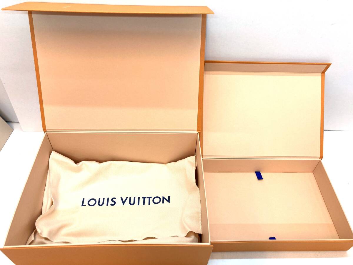 【1円～】LOUIS VUITTON ルイヴィトン 空き箱・紙袋などまとめ クリスマスバージョン メッセージカード リボン 保管用布袋の画像3