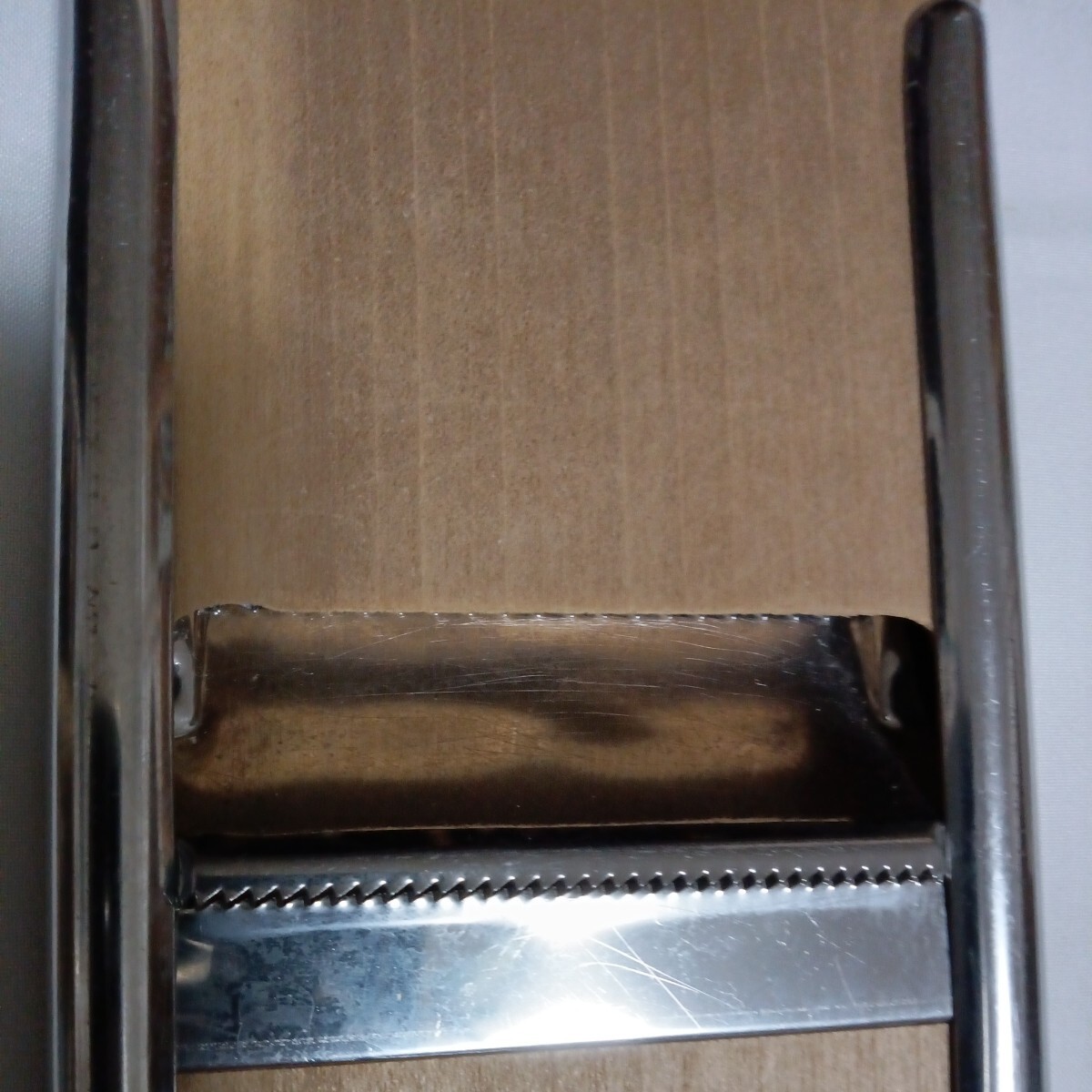 貝印 木製両面千切り器(千切り＆ツマ切り)日本製　全長27.5㌢ 横幅ー8.4㌢。未使用品。配送料無料。