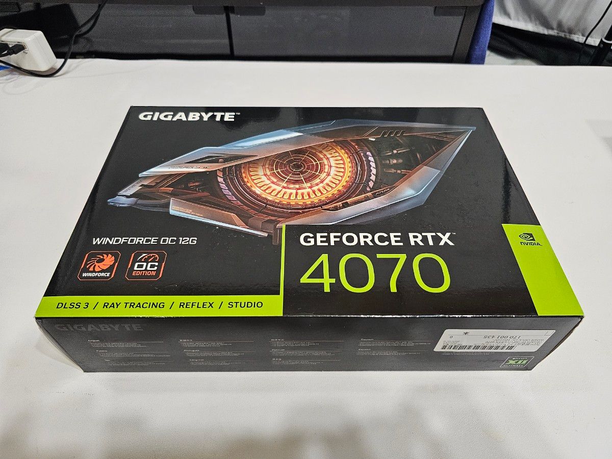 GIGABYTE GeForce RTX 4070 WINDFORCE OC GDDR6X 12GB 動作確認済み 美品