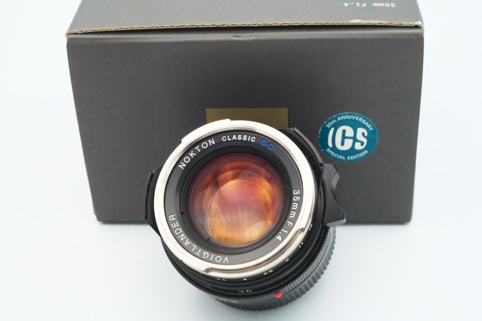 ★限定100本製造のみ★ ブラックペイント フォクトレンダー ノクトン Nokton Classic 35mm f1.4 VM I.C.S 30周年記念 BP M9-P M10-R等に_画像9