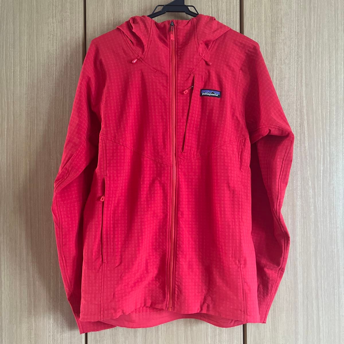 パタゴニア R1 テックフェイス フーディ メンズS ジャケット マウンテンパーカー patagonia Patagonia