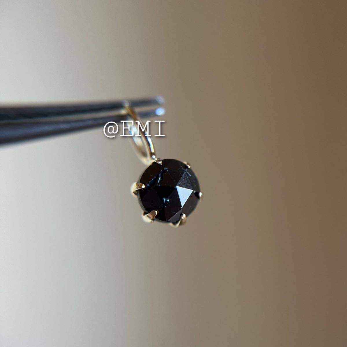 K18 天然ブラックダイヤモンド 0.30ct ペンダントトップ　black diamond 3_画像2