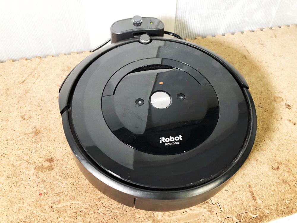 ** used *iRobot Roomba roomba vacuum cleaner robot type [e5]DAD0