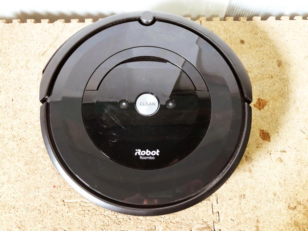 ** used *iRobot Roomba roomba vacuum cleaner robot type [e5]DAD0