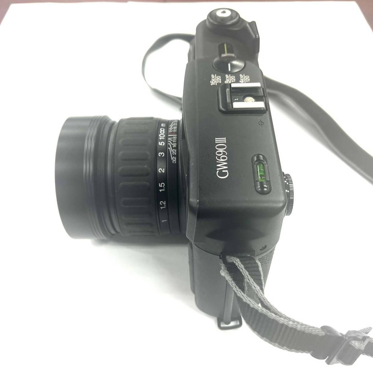 N386 フィルムカメラ FUJIFILM GW690III 6x9 Professional EBC FUJINON 1:3.5 f=90mm ジャンク品 中古 訳ありの画像3