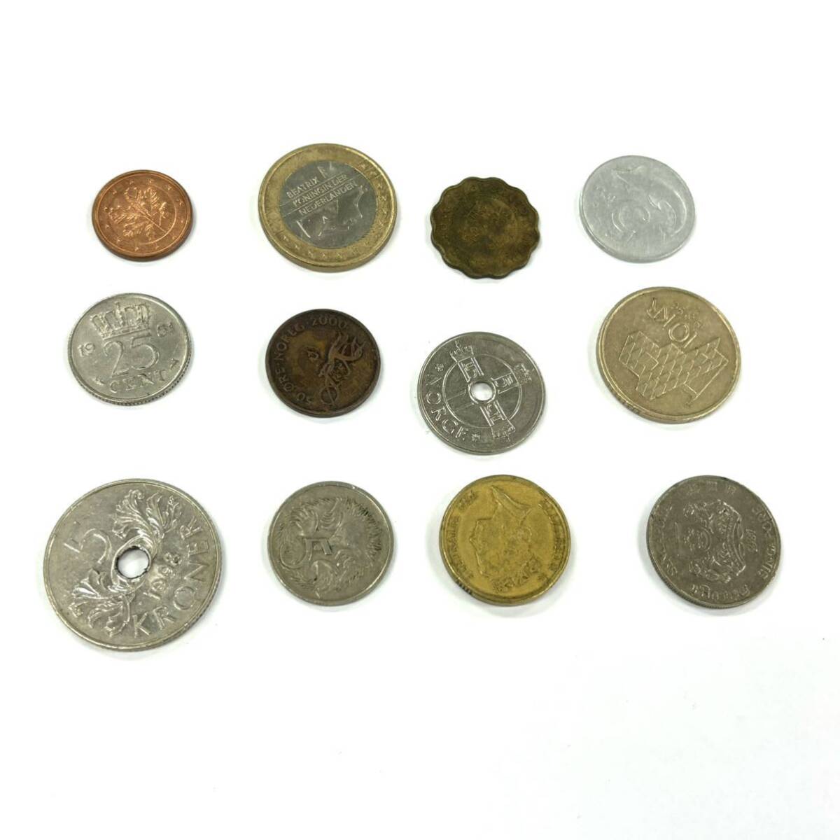 H2854 古銭 海外 外国コイン 硬貨 コイン フランス アメリカ スイス シンガポール タイ 他50PENCE 1/2FRANC 1Fr. 50CENTS 中古 ジャンク品の画像5