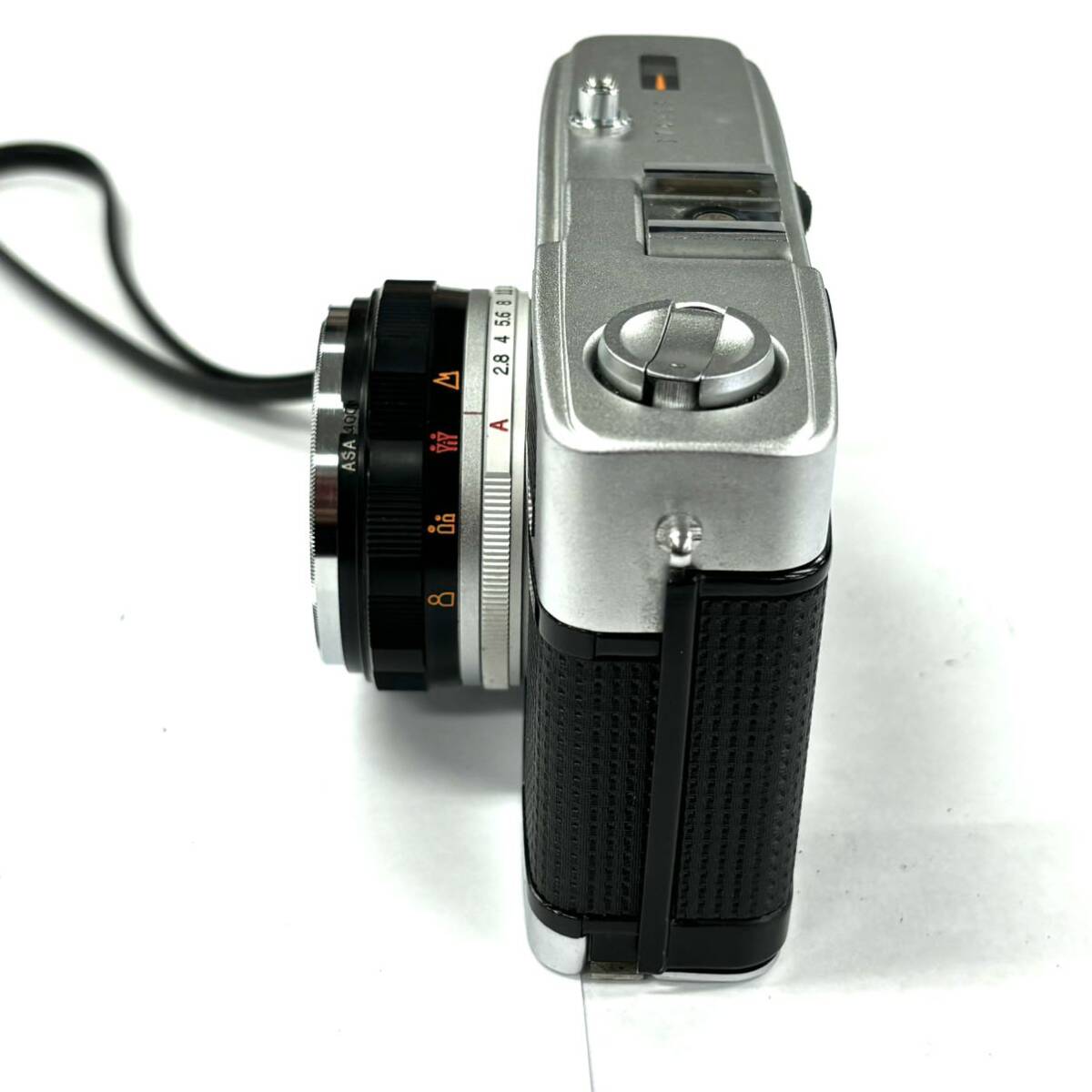 H2872 フィルムカメラ カメラ OLYMPUS TRIP35 オリンパス Olympus D.Zuiko 1:2.8 f＝40mm ジャンク品 中古 訳ありの画像4