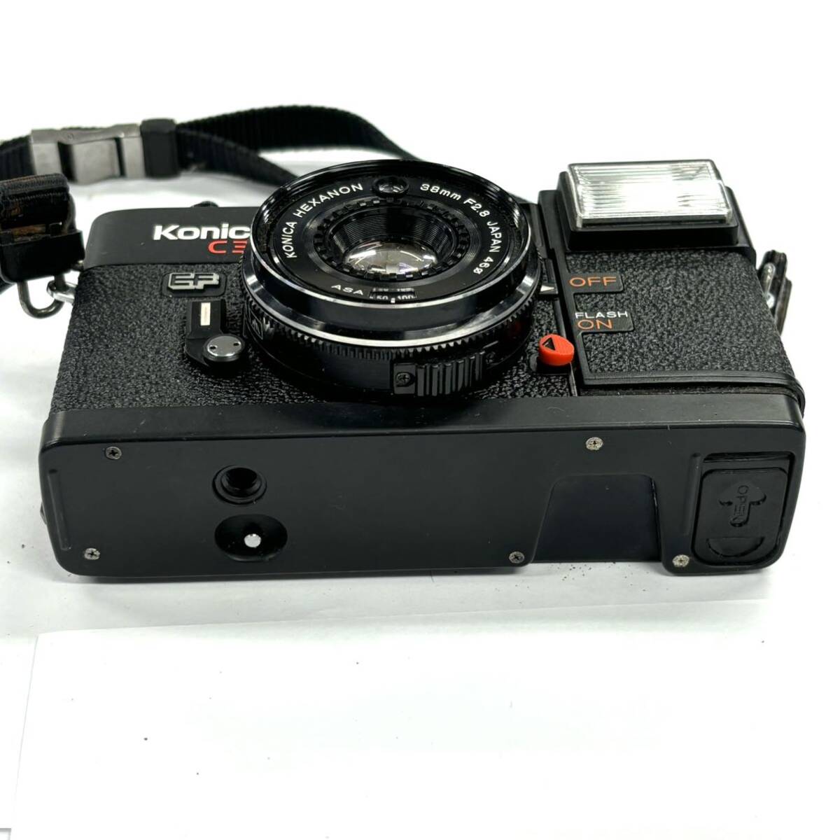 H2884 カメラ フィルムカメラ KONICA コニカ EF C35 HEXANON 38mm F2.8 46ф ジャンク品 中古 訳あり