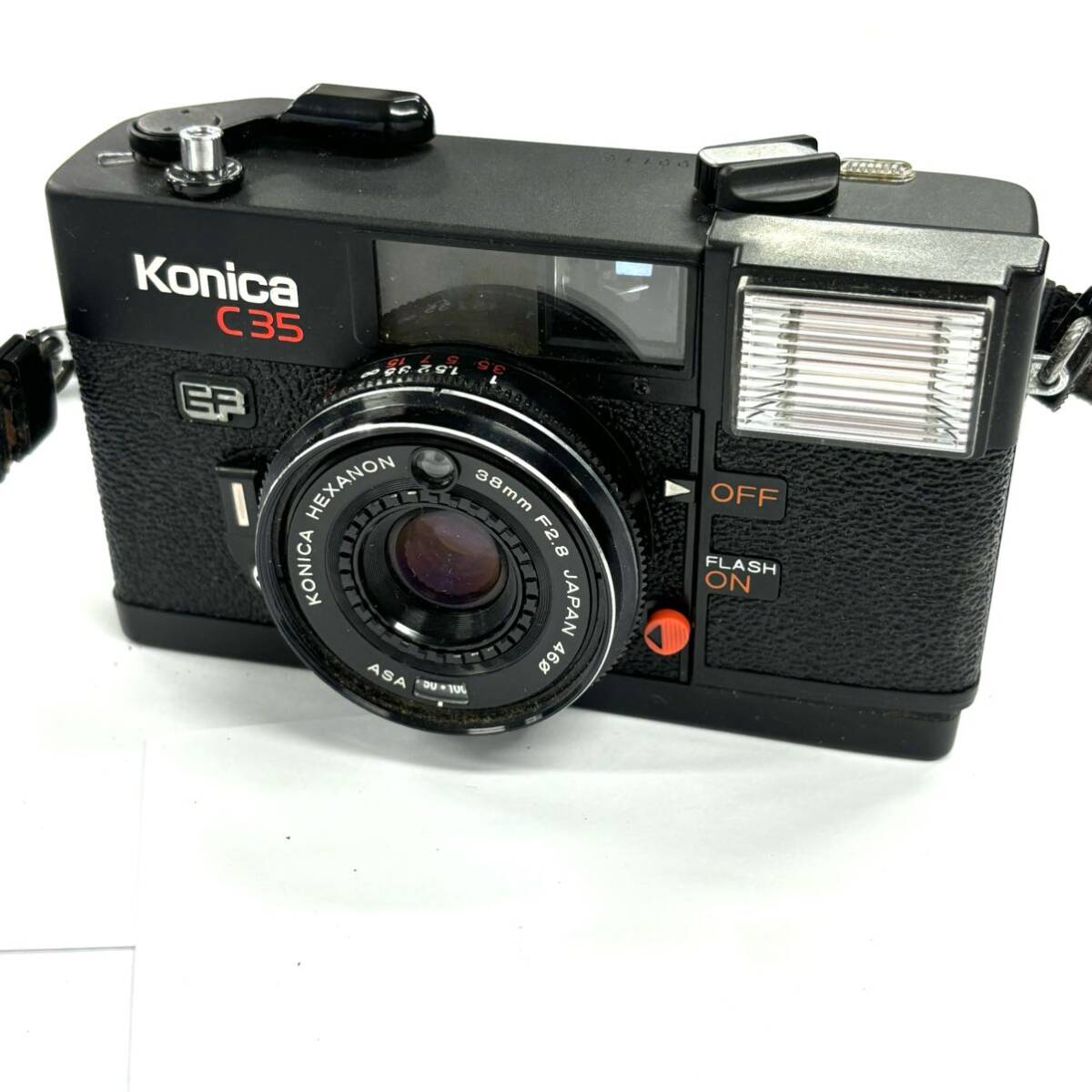 H2884 カメラ フィルムカメラ KONICA コニカ EF C35 HEXANON 38mm F2.8 46ф ジャンク品 中古 訳あり