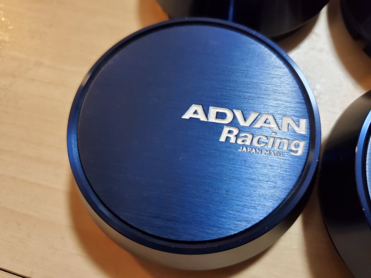 ADVAN Racing センターキャップ 73φ用 ミドル ブルーアルマイト V2082 4個の画像3