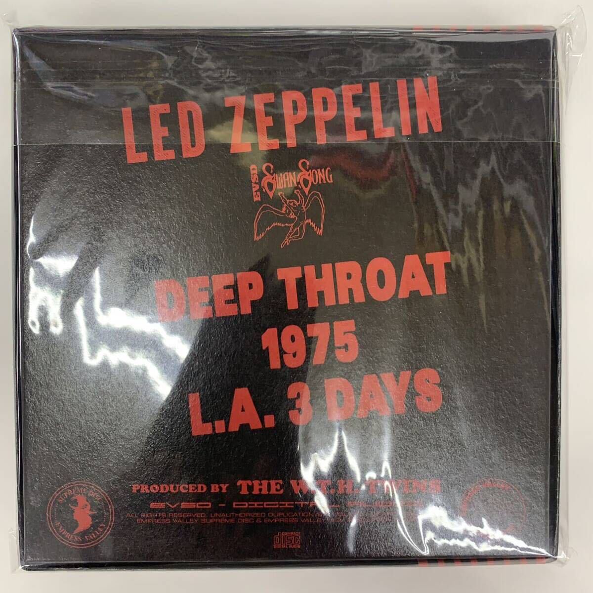 LED ZEPPELIN / DEEP THROAT 1975 LA Prototype (9CD BOX) 特大厚紙オーロラ・コーティング・写真パネル付き。MEGA RARE！の画像3
