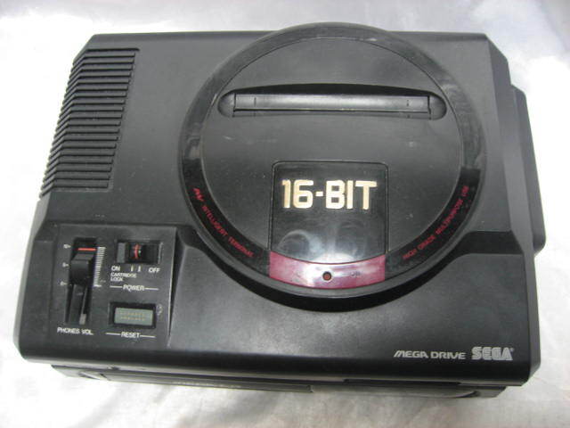 SEGA　MEGA DRIVE　MEGA-CD　HAA-2910 セガ　メガドライブ　16-BIT　HAA-2510　本体　ゲーム機　レトロ　現状品_画像4