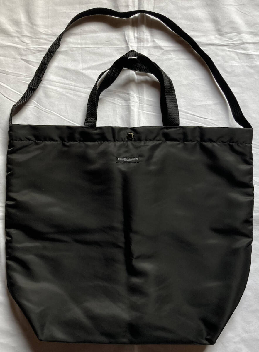 ENGINEERED GARMENTS Carry All Tote Flight Satin Nylon Black engineered garments America производства сумка на плечо 