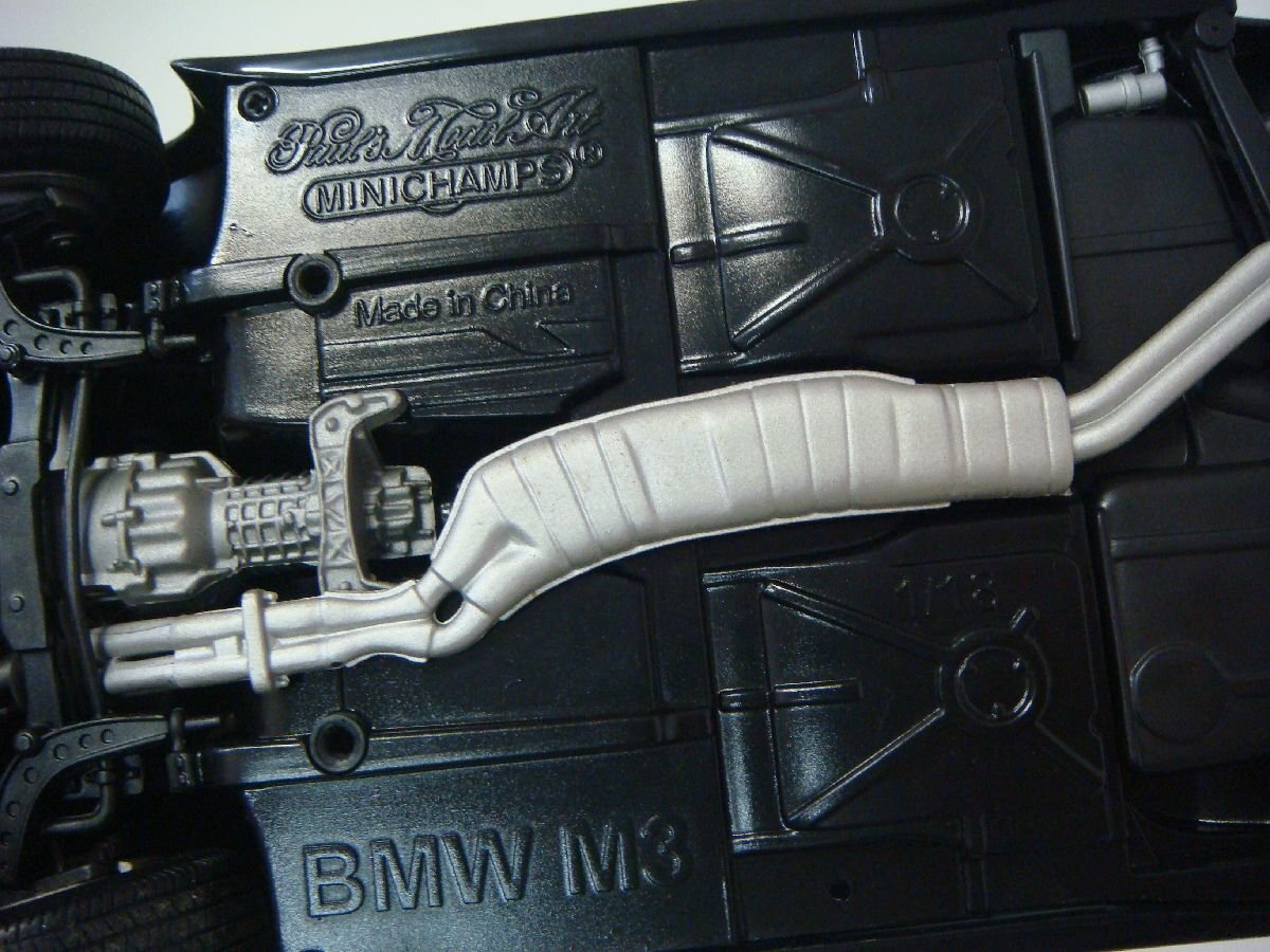 MB/H14LS-DA2 破損有 MINICHAMPS ミニチャンプス BMW M3 STREET 1987 ミニカー ブラック ジャンク品の画像10