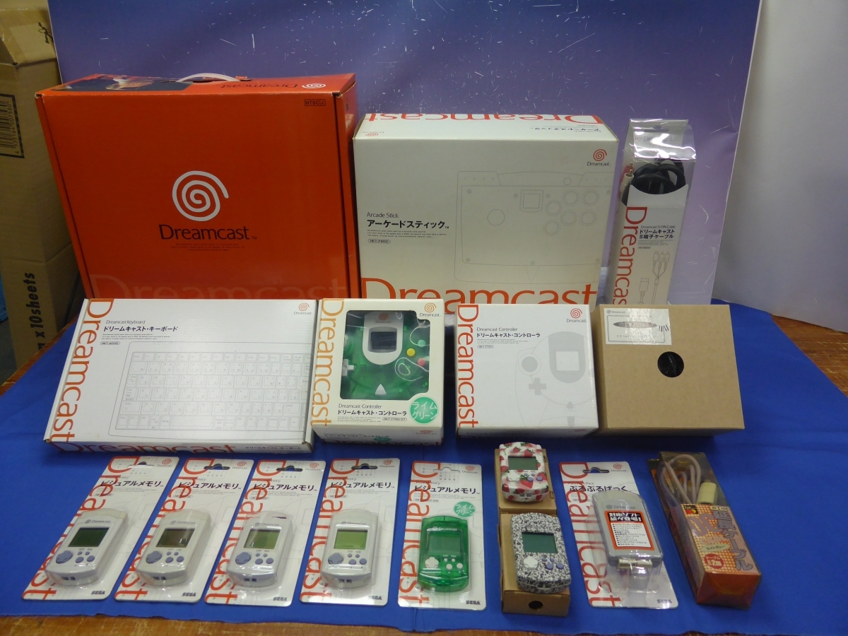 C11 Dreamcast DC HKT-7300 / Arcade Stick DC / Контроллер / Память и т. Д., Всего набор из 16 предметов [Ненужный продукт]