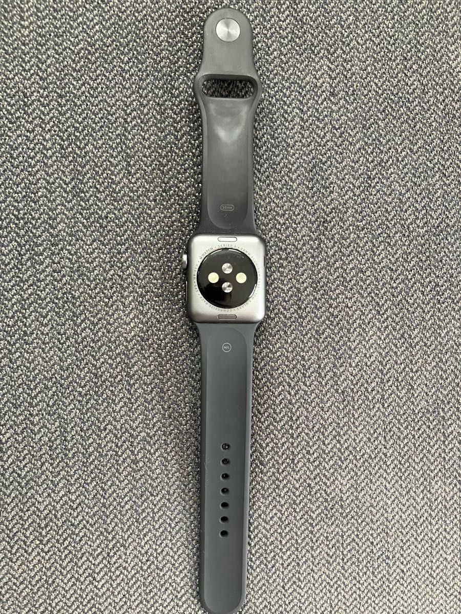 Apple Watch Series 3 GPSモデル 38mm スペースグレイアルミニウムケースとブラックスポーツバンド 