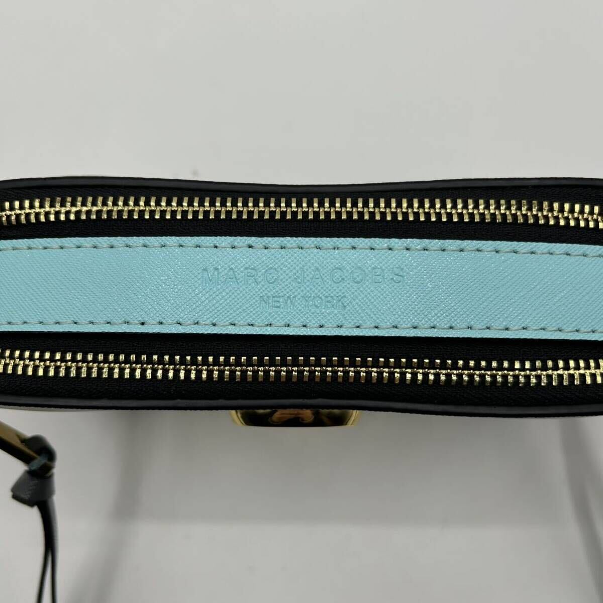 【美品】MARC JACOBS マークジェイコブス ショルダーバッグ スナップショット カメラショルダー　レザー マルチカラー　1スタ　1円スタート_画像4