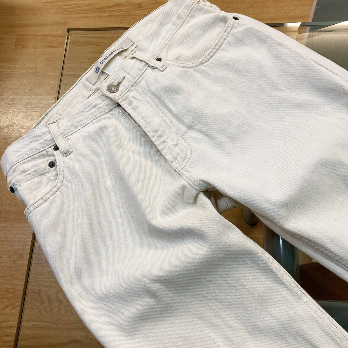 GAP ギャップ デニム ホワイトジーンズ/白/ストレートフィット W31(実寸84cm)×L30(股下79cm)の画像2