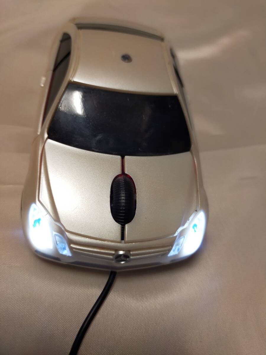 ☆送料無料☆中古☆　Mercedes-Benz E-Class メルセデスベンツ Eクラス マウス　PC mouse　ヘッドライトとテールライトが光ります。_画像3