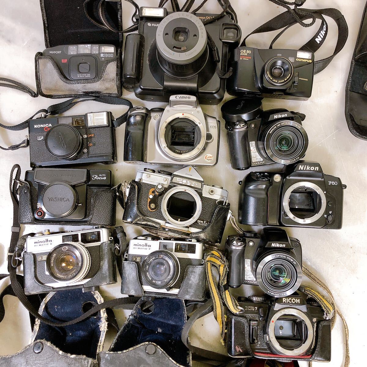 ジャンク カメラ 大量 まとめて ビデオカメラ フィルムカメラ デジカメ Canon SONY MINOLTA OLYMPUS Konica Nikon Panasonic 一眼レフ 現状_画像6