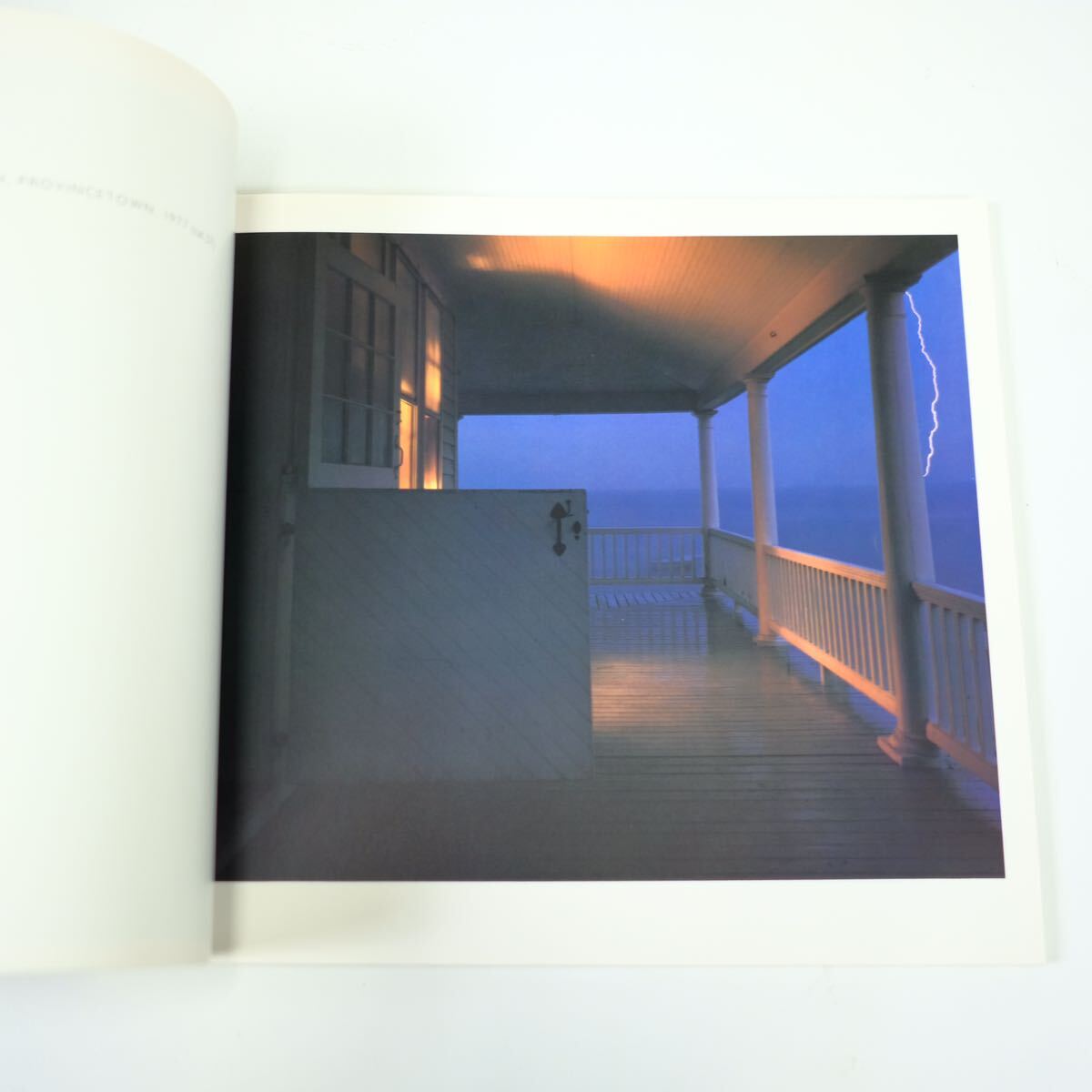 CAPE LIGHT】Joel Meyerowitz 写真集 洋書 ジョエル・マイヤロウィッツ アートブック 古本 古書 - アート写真 CAPE LIGHT】Joel Meyerowitz 写真集 洋書 ジョエル・マイヤロウィッツ アートブック 古本 古書 - アート写真