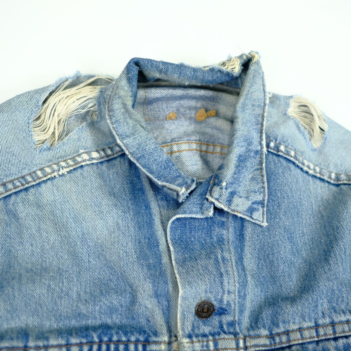 1980s】ビンテージ Levi's ボロ デニムジャケット 70505 3rd 4th 1980s】ビンテージ Levi's ボロ デニムジャケット 70505 3rd 4th