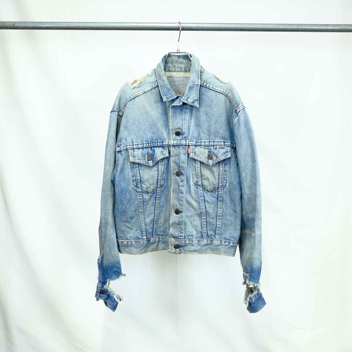 1980s】ビンテージ Levi's ボロ デニムジャケット 70505 3rd 4th 1980s】ビンテージ Levi's ボロ デニムジャケット 70505 3rd 4th