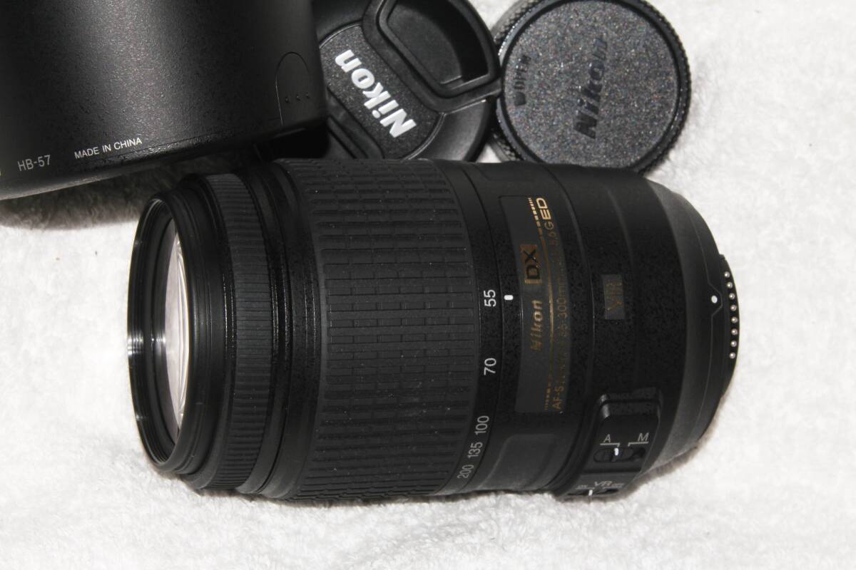 ニコン Nikon AF-S DX NIKKOR ニッコール 55-300mm F4.5-5.6G ED VR フード HB-57付 美品_画像2