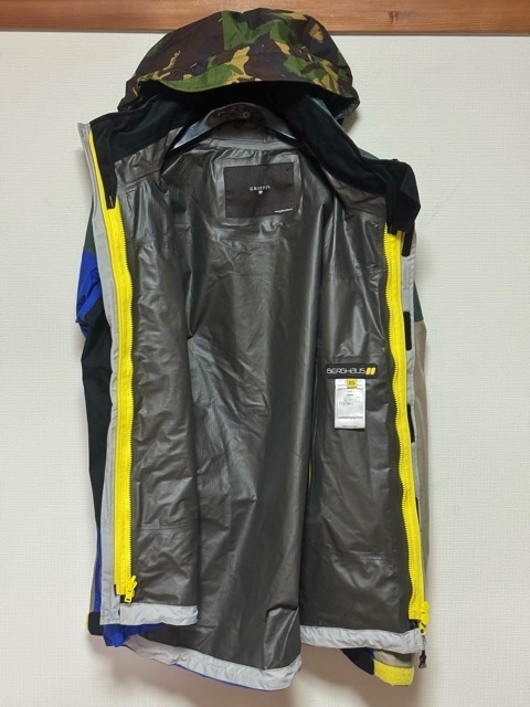 10万円 新品 別注 コラボ 限定 Berghaus Griffin Gore-tex バーグハウス グリフィン ゴアテックス ジャケット ノースフェイス パタゴニア_画像3