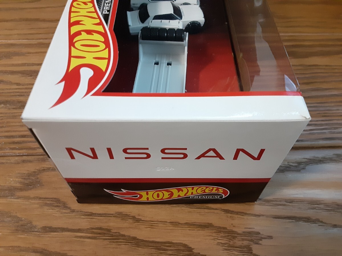 ホットウィール プレミアム NISSAN Skyline 2000GT-R LBWK リバティウォーク C210 ジャパン HT 2000GT-X ハコスカ Fleet Street キャリアー_画像4