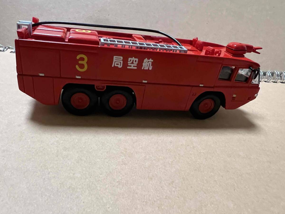  １００円スタート！世界の消防車 空港用大型化学消防車 モリタ MAF-125 縮尺1:87 航空火災 飛行機事故　空港消防車_画像3