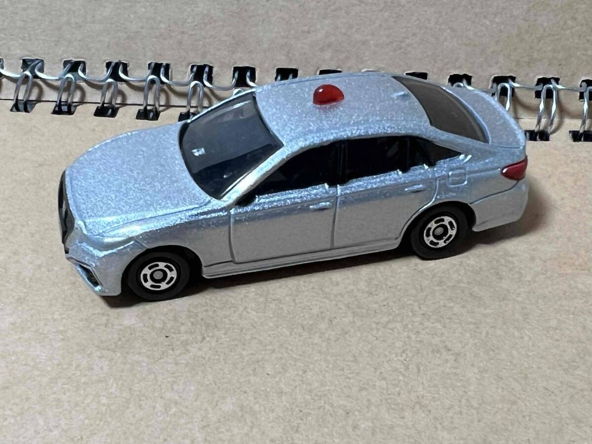 １００円スタート！未使用トミカ　クラウン　覆面パトカー　 緊急追跡！覆面パトロールカーコレクション　警察　警視庁　警ら隊 _画像1