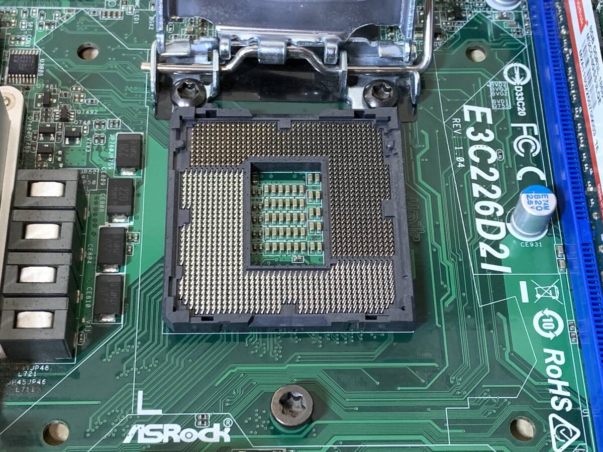 ★ASRoCK Rack LGA1150 USB3.0 ITXマザー サーバーボード E3C226D21 // 8GBメモリ付属 良品美品★の画像7