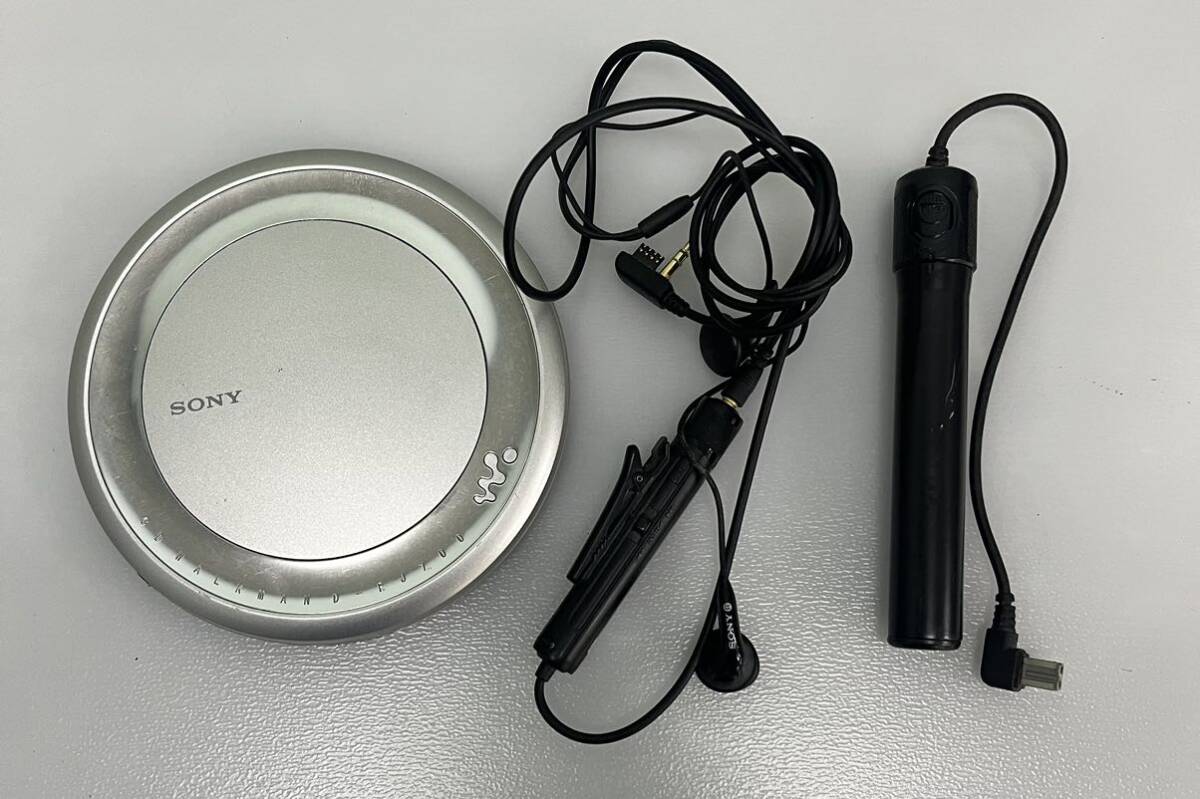 ジャンク品　SONY ソニー D-EJ700　CDウォークマン ポータブルCDプレーヤー WALKMAN CD_画像1