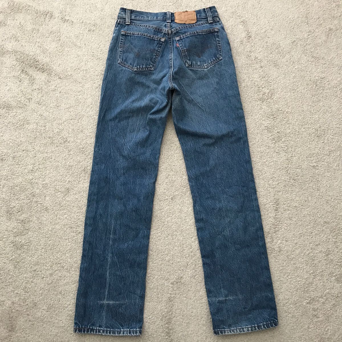 80s 83年 USA製 Levi's リーバイス 26501-0158 ビンテージ デニムパンツ W27 L32 内股シングル 刻印242 VINTAGE ジーンズ 501 505 /赤耳 66_画像7