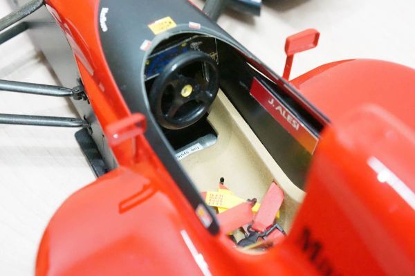 ロッソ Rosso F1：1/8 フェラーリ643 (完成組立て済) A416の画像8
