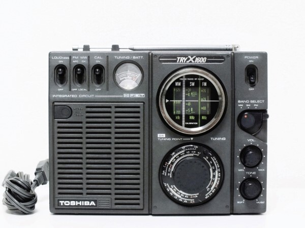 TOSHIBA　TRY X1600　短波 BCLラジオ　RP-1600F
