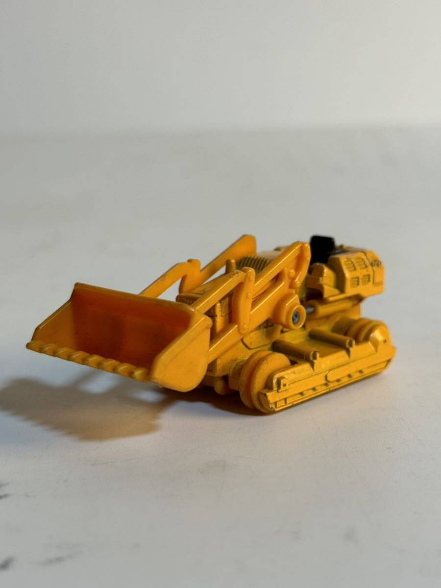 Bibian 比比昂- TOMICA 黒箱no. 106 ドーザショベル当時物絶版 Bibian 比比昂- TOMICA 黒箱no. 106 ドーザショベル当時物絶版