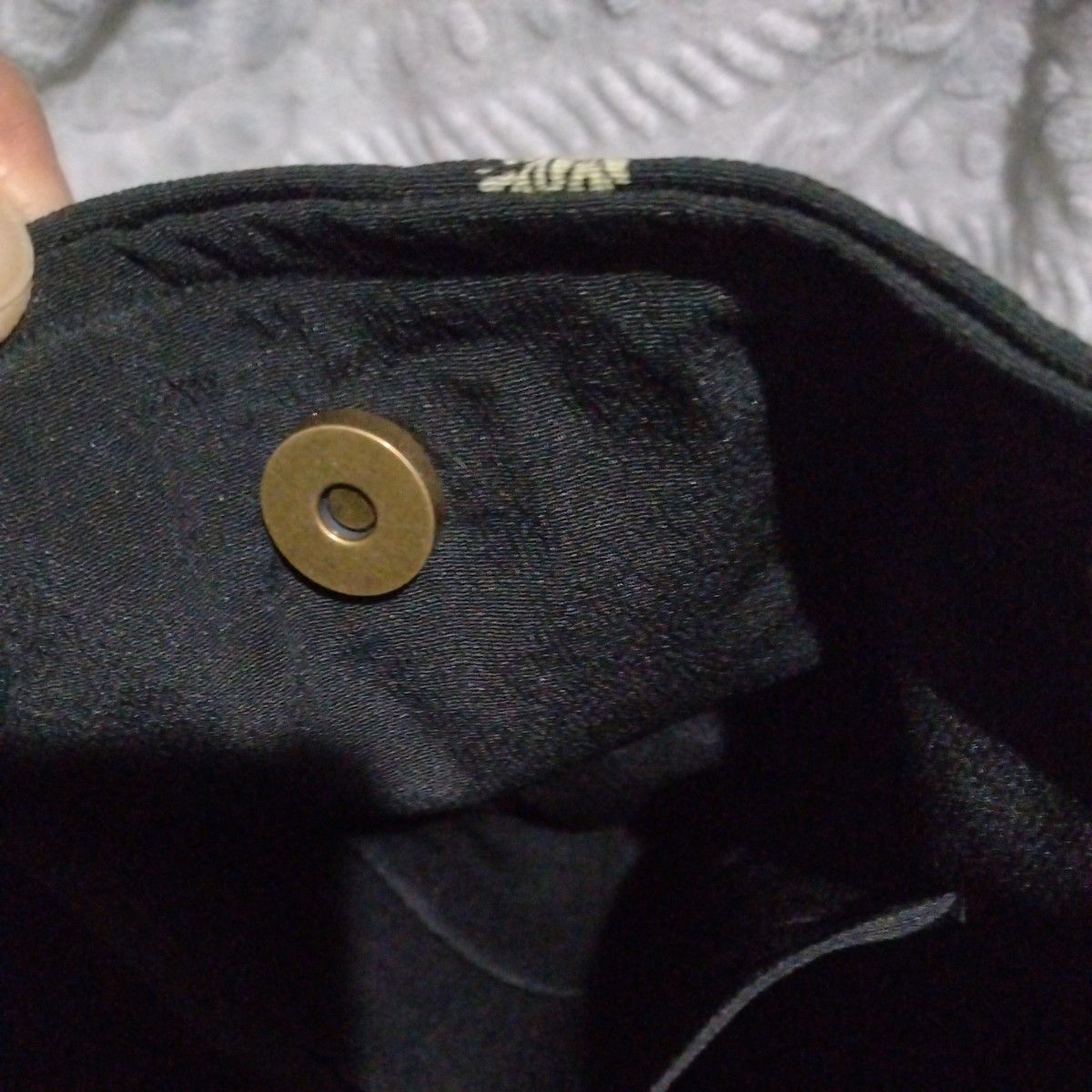 着物リメイク ショルダーバッグ 正絹 鳳凰◎黒留袖からのリメイク◎ショルダー紐１２０センチ調節可能です◎２９×３１マチ８センチ