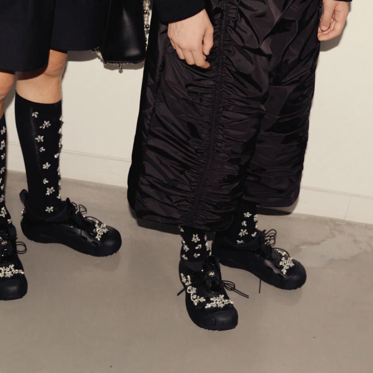 Simone Rocha Crocs シモーネロシャ クロックス ブラック 黒 Simone Rocha Crocs シモーネロシャ クロックス ブラック 黒