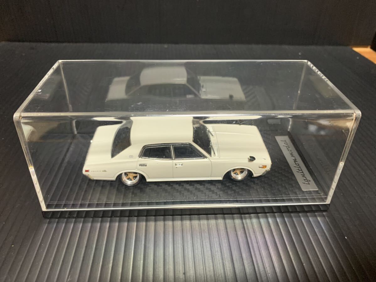 1/43 日産 セドリック (330) 2000SGL White 1975年 旧車！ イグニッションモデル製クリアケース交換  ジャンク出品の画像7