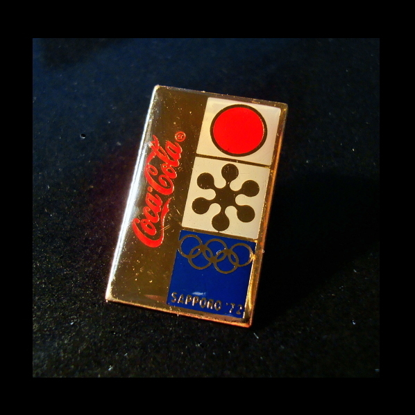 ■コカコーラ CocaCola　ピンバッジ / バッチ　79　/1972年 札幌五輪　/オリンピック_サイズＭ