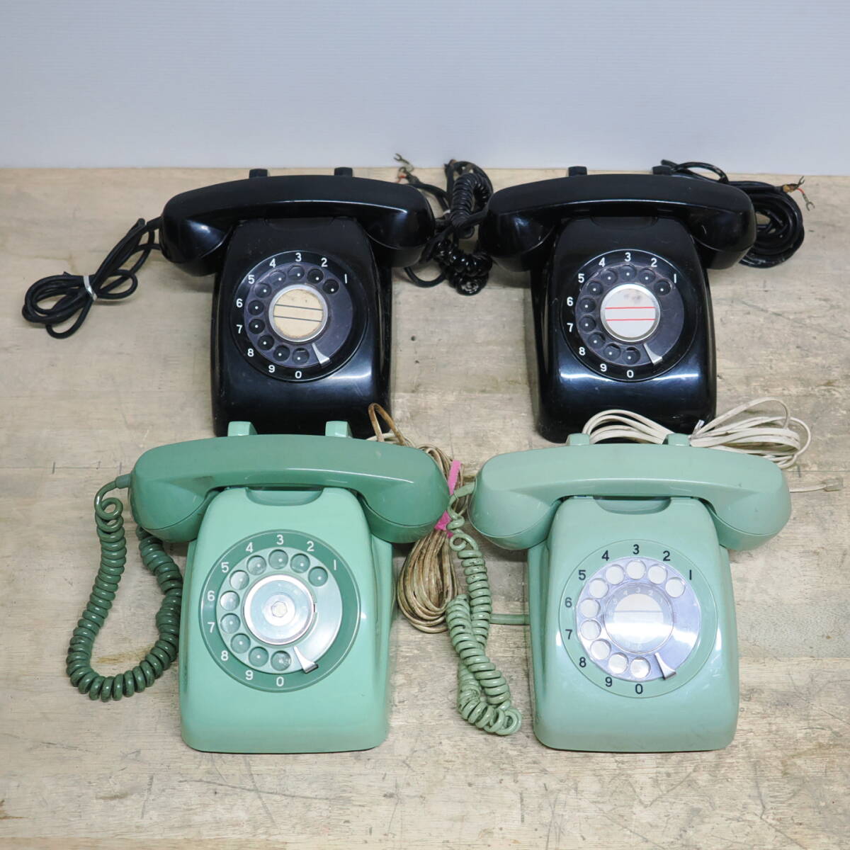 e) 黒電話 緑電話 600-A1(G) 601-A2 600-A2 600-A1 ジャンクの画像1