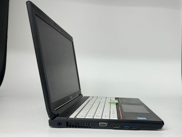 N16 蔵出しジャンク品★ 富士通 LIFEBOOK A574/KW Core i3 4100M 2.5Ghz メモリ4GB HDD500G DVD-マルチ 15.6 テンキー_画像2