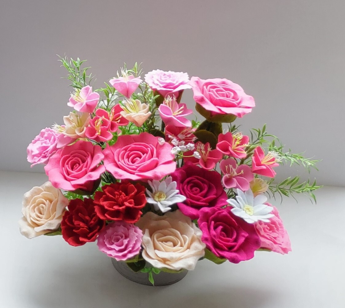 ☆フェルトで作ったピンクのバラの花、可愛い花たち☆の画像2