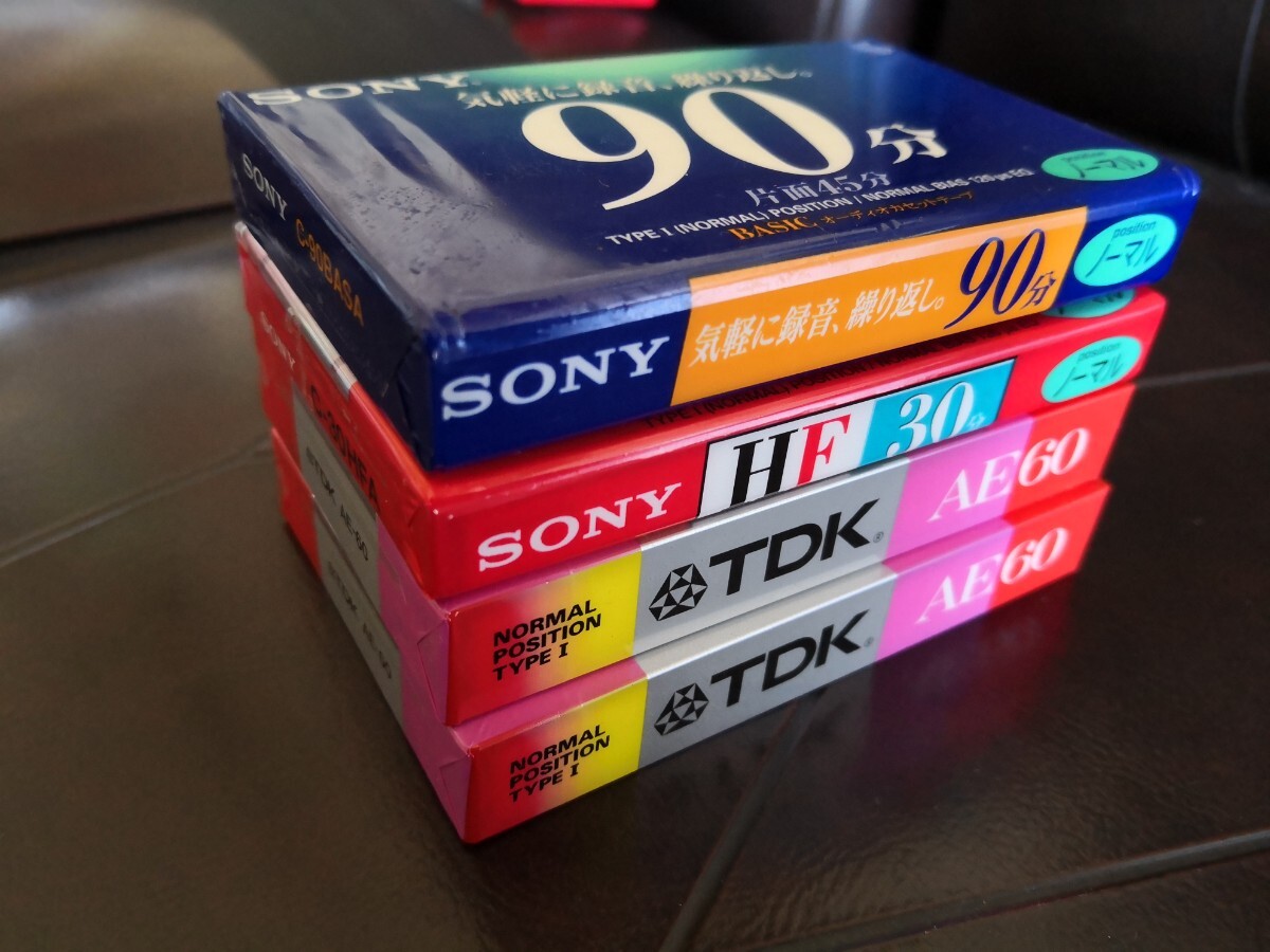 TDK кассетная лента AE 60. 2 шт SONY кассетная лента HF30 Sony 90 минут итого 4 шт. комплект 