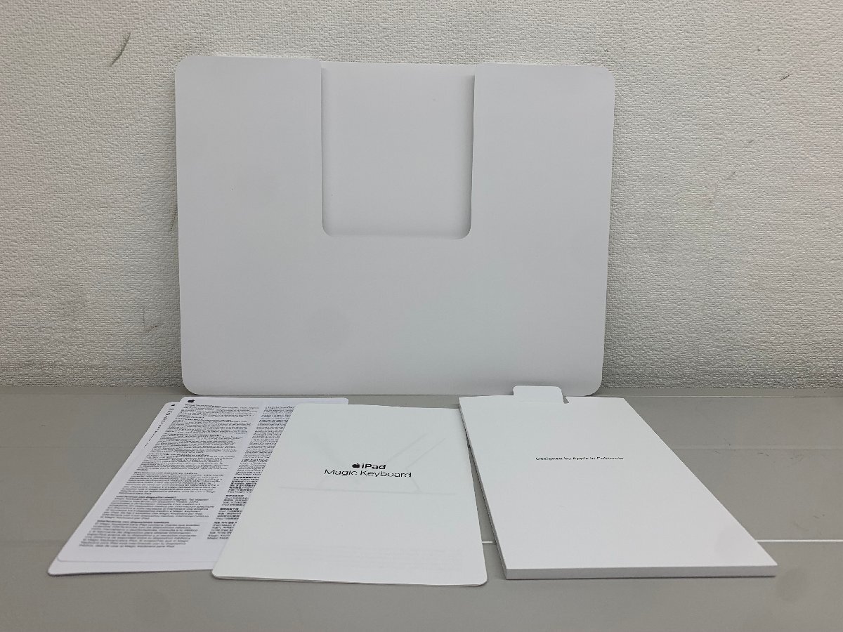 【中古品】アップル Apple 12.9インチiPad Pro（第6世代）用Magic Keyboard 日本語（JIS） ブラック [MJQK3J/A]の画像6